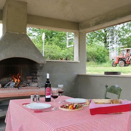 Villa Zwei Zedern Pican Bagian luar foto